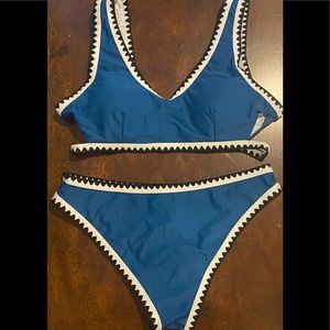 woman’s bikini set
